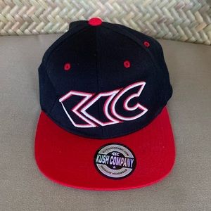 NWT KUSH COMPANY CANNABIS SNAPBACK HAT MADE IN BANGLADESH🇧🇩🖤❤️🧢💨🔥🌲